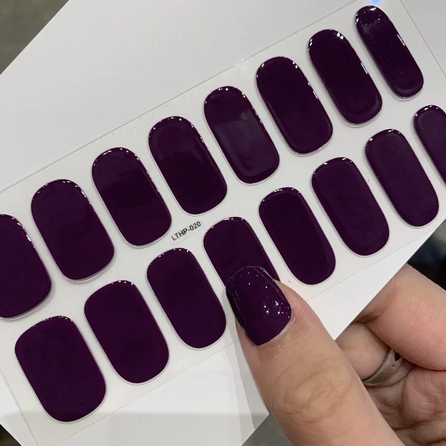 Waterproof Durable Second Gen Semi-Cured UV Nail Stickers